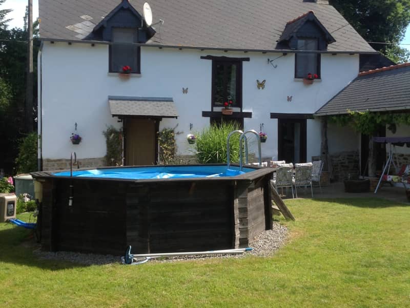 Housesitting assignment in Ménéac, France