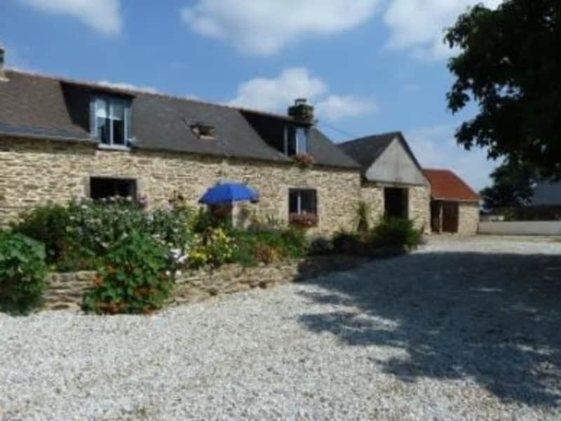 Housesitting assignment in Châteauneuf-du-Faou, France