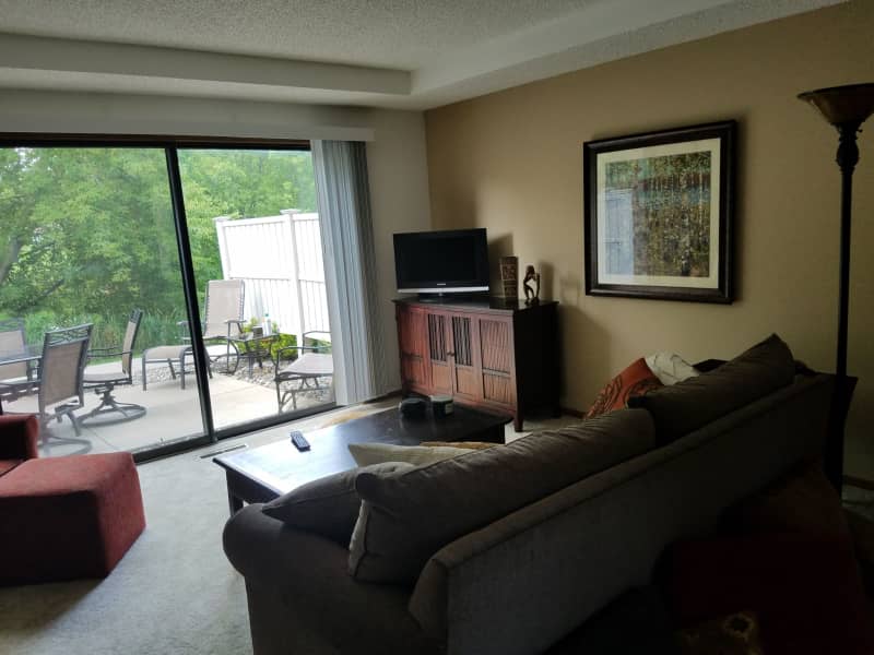 Housesitting assignment in Plymouth, Minnesota, United States