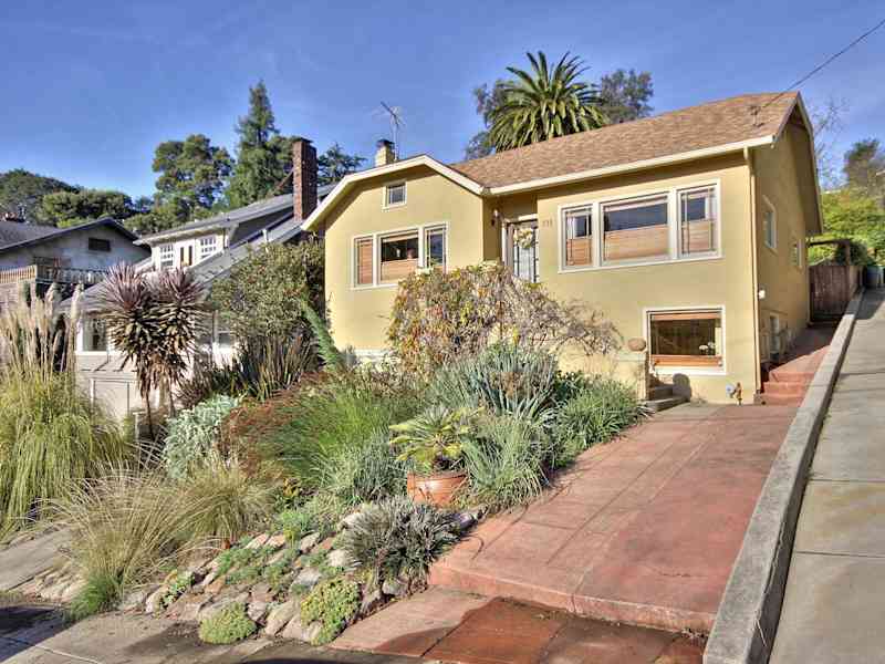 Housesitting assignment in Oakland, California, United States