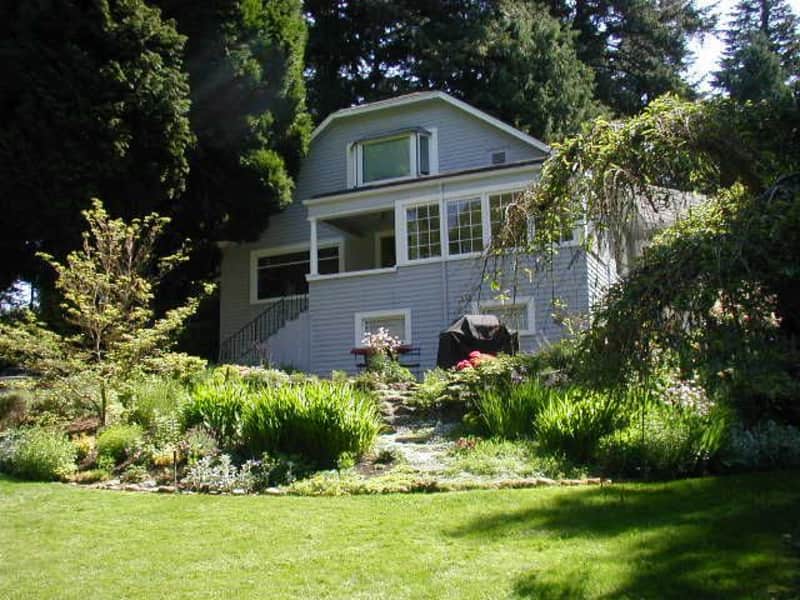 Housesitting assignment in Shoreline, Washington, United States