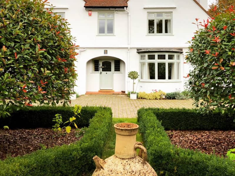 Housesitting assignment in Guildford, United Kingdom