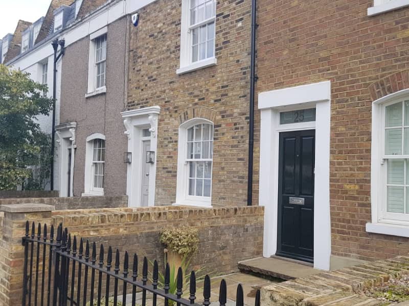 Housesitting assignment in Battersea, United Kingdom