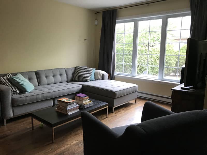 Housesitting assignment in Saint-Laurent, Quebec, Canada