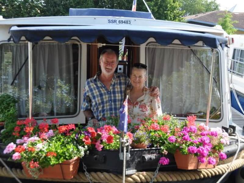 Vicki & Trevor from Roanne, France