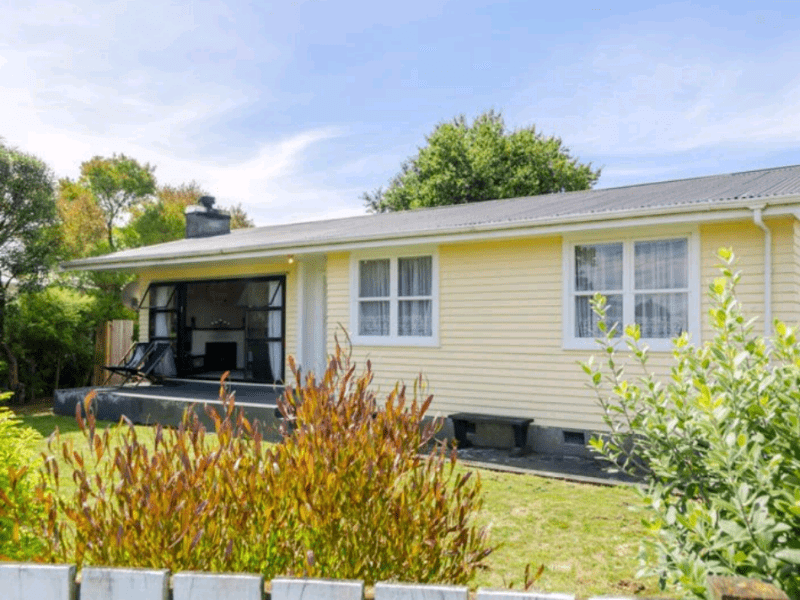 Housesitting assignment in Carterton, New Zealand