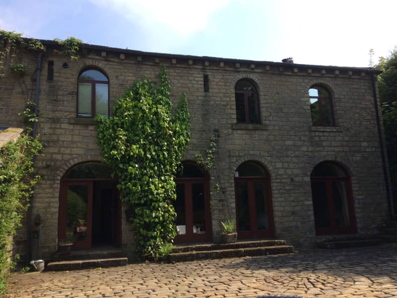 Housesitting assignment in Ripponden, United Kingdom