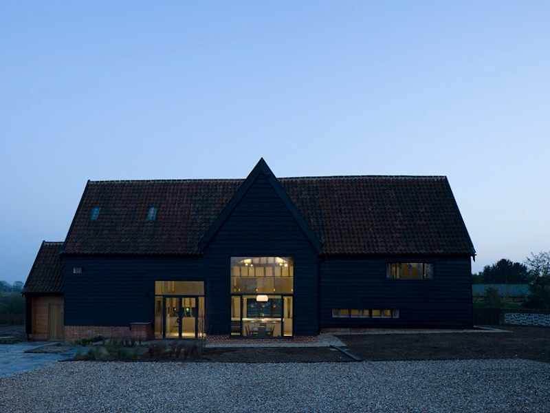 Housesitting assignment in Denston, United Kingdom