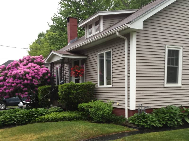 Housesitting assignment in Portland, Maine, United States