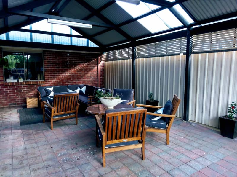 Housesitting assignment in Hillside, Victoria, Australia