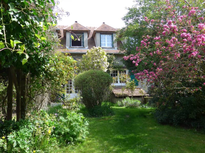Housesitting assignment in Rambouillet, France