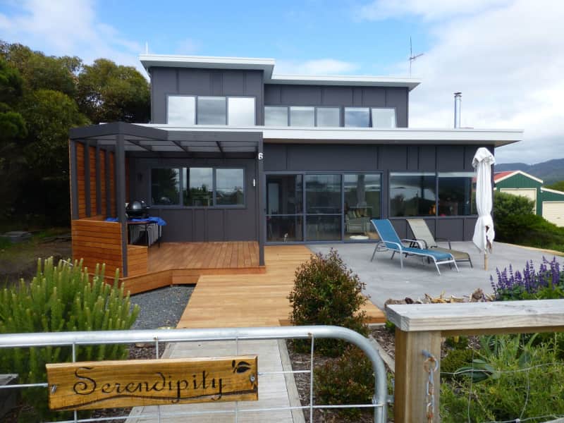 Housesitting assignment in Falmouth, Tasmania, Australia
