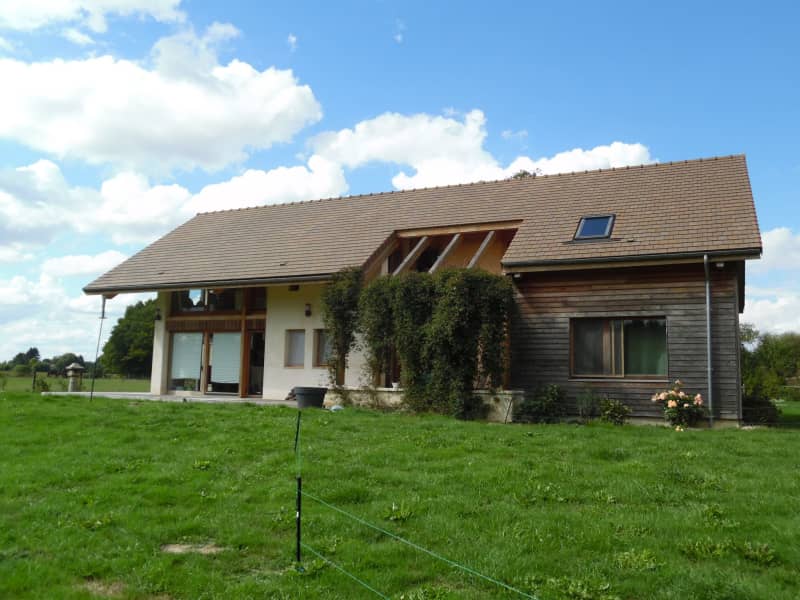 Housesitting assignment in Le Pin-la-Garenne, France