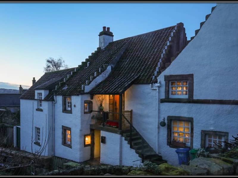 Housesitting assignment in Dunfermline, United Kingdom