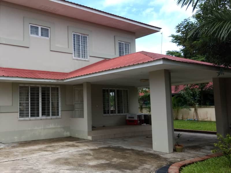 Housesitting assignment in Yangon, Myanmar