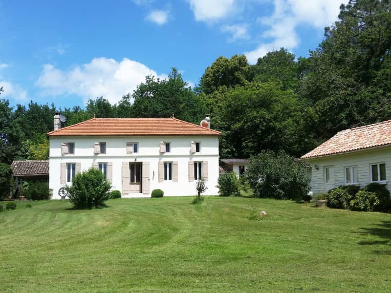 Housesitting assignment in Lagorce, France