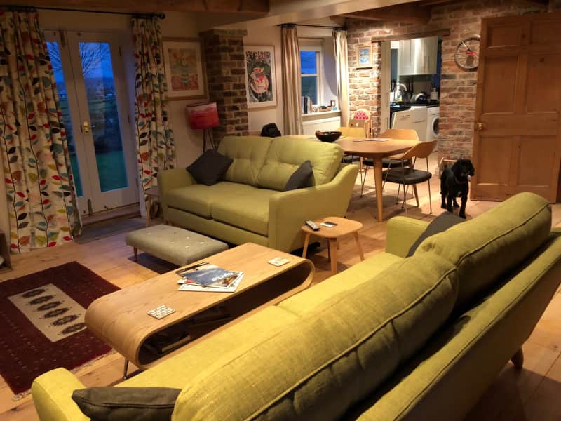 Housesitting assignment in Macclesfield, United Kingdom