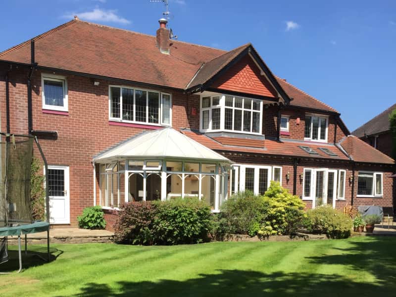 Housesitting assignment in Bramhall, United Kingdom