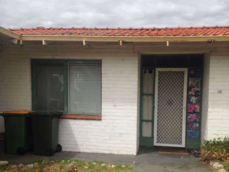 Housesitting assignment in Kardinya, Western Australia, Australia