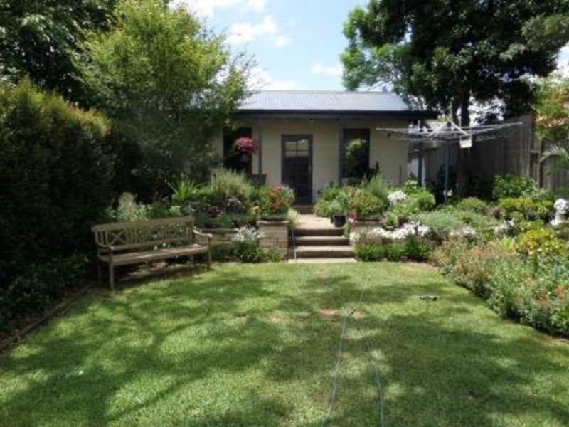 Housesitting assignment in Concord, New South Wales, Australia