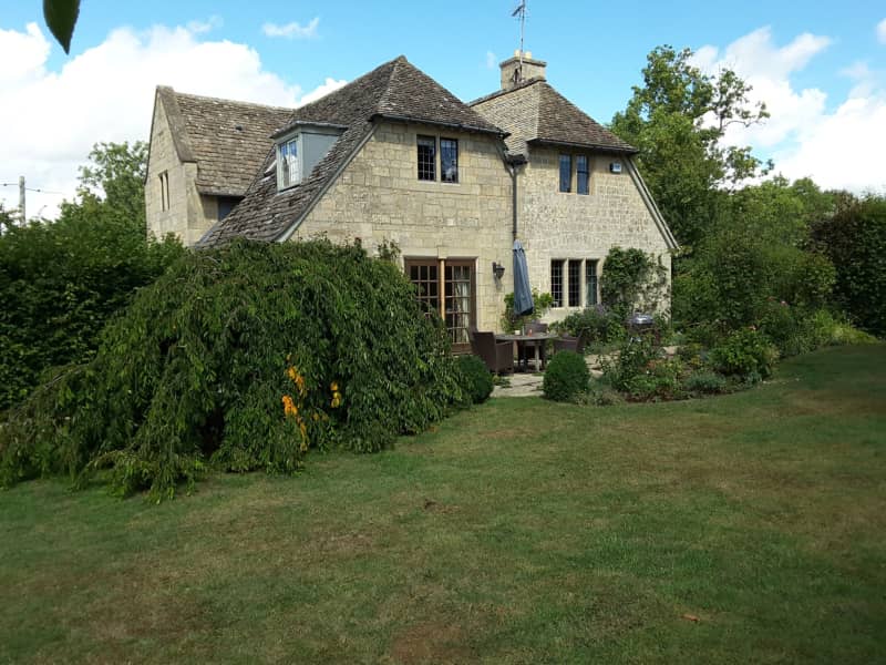 Housesitting assignment in Cheltenham, United Kingdom