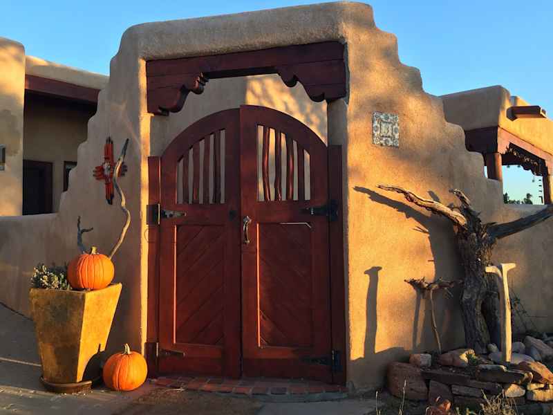 Housesitting assignment in Eldorado at Santa Fe, New Mexico, United States