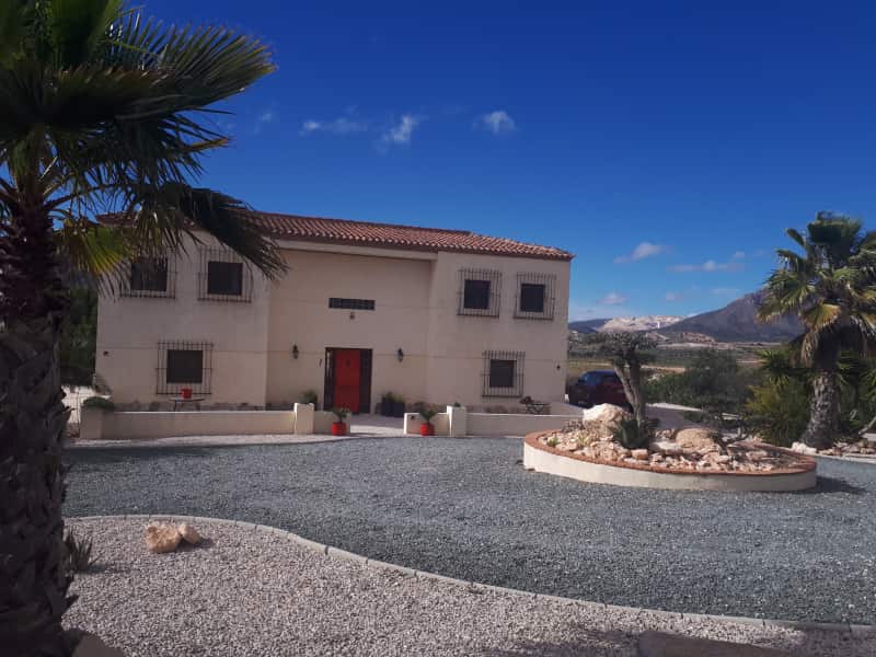 Housesitting assignment in Barbarroja, Spain