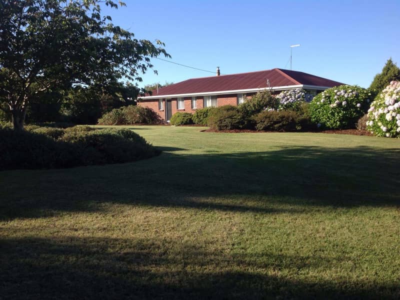 Housesitting assignment in Beaconsfield, Tasmania, Australia