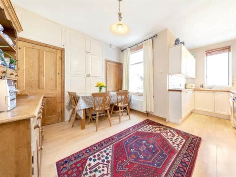 Housesitting assignment in Southfields, United Kingdom