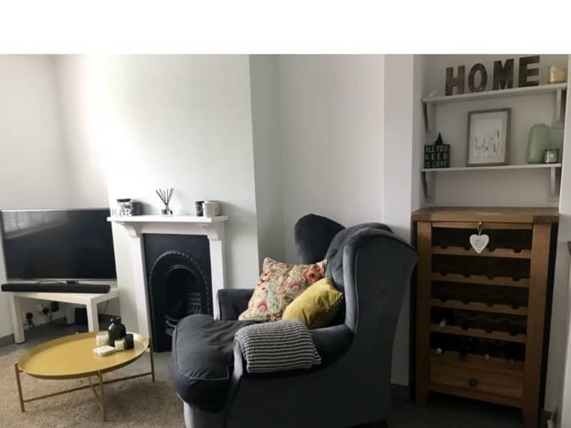 Housesitting assignment in Addlestone, United Kingdom