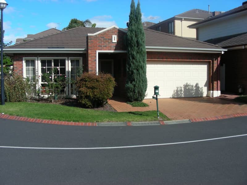 Housesitting assignment in Vermont, Victoria, Australia