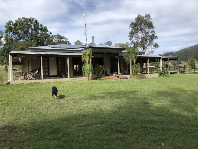 Housesitting assignment in Canungra, Queensland, Australia