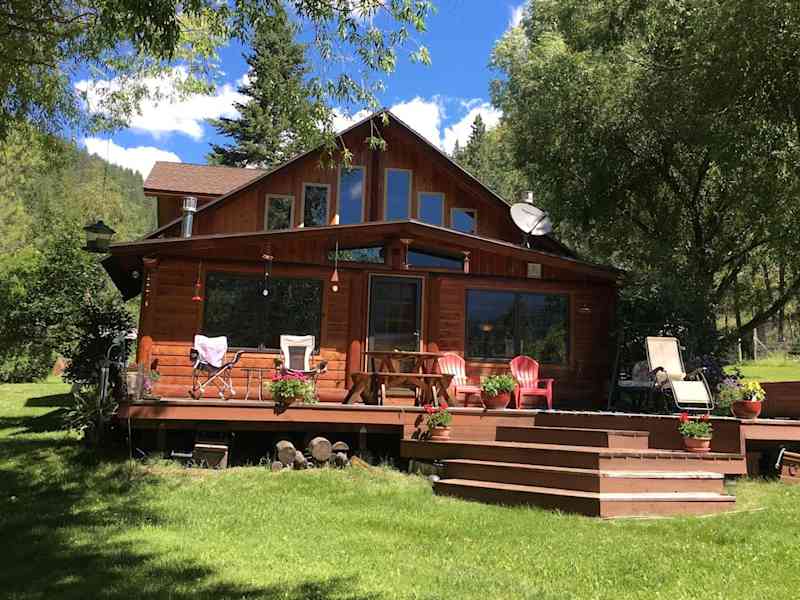 Housesitting assignment in Arlee, Montana, United States
