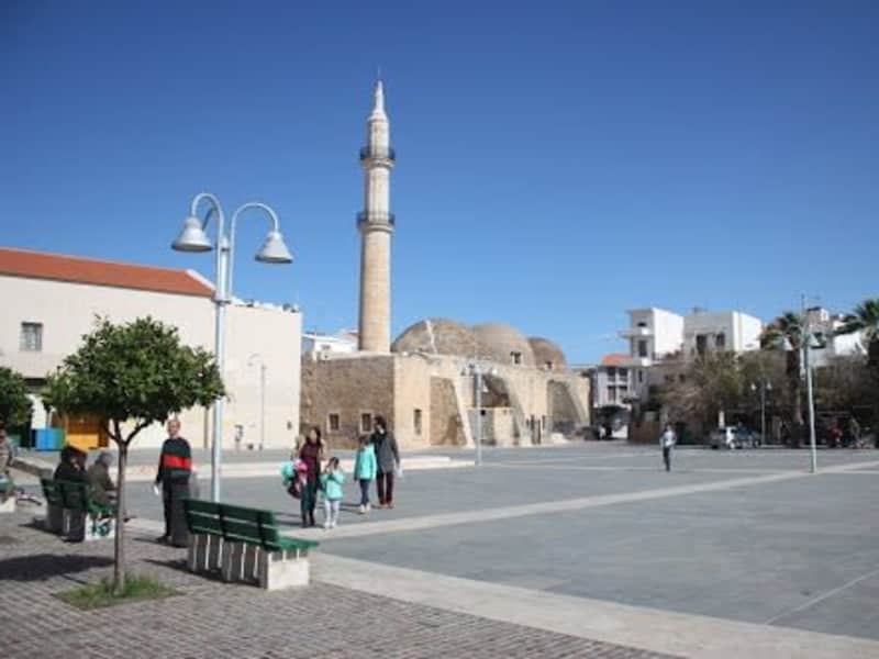 Housesitting assignment in Rethymno, Greece