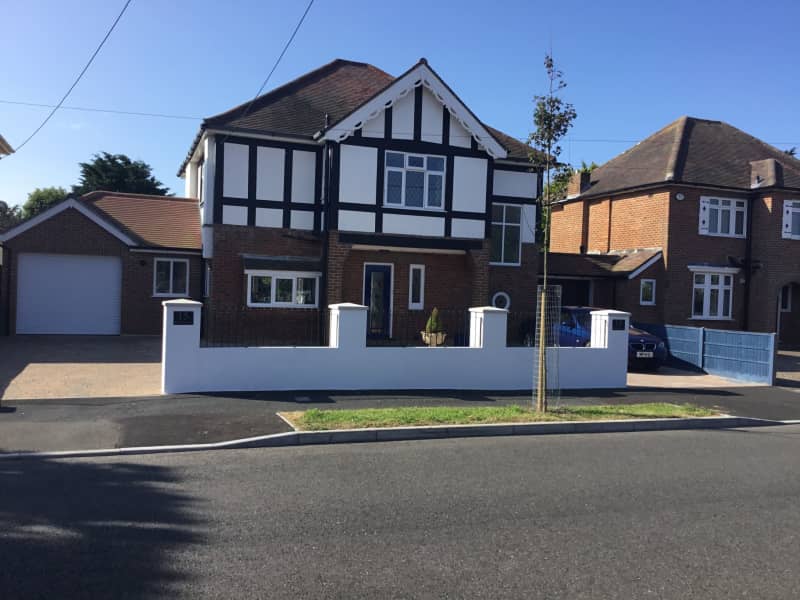Housesitting assignment in Barton on Sea, United Kingdom