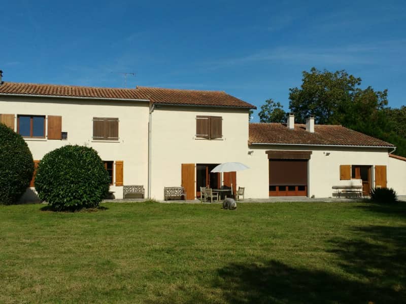 Housesitting assignment in Ruffec, France