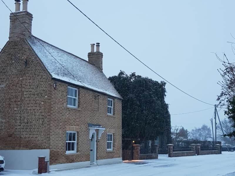 Housesitting assignment in Hail Weston, United Kingdom