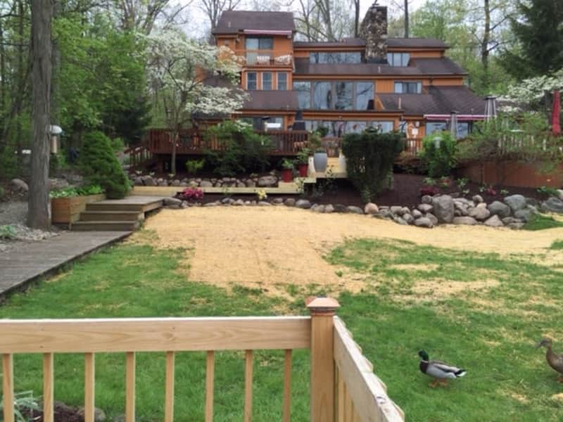 Housesitting assignment in Fenton, Michigan, United States