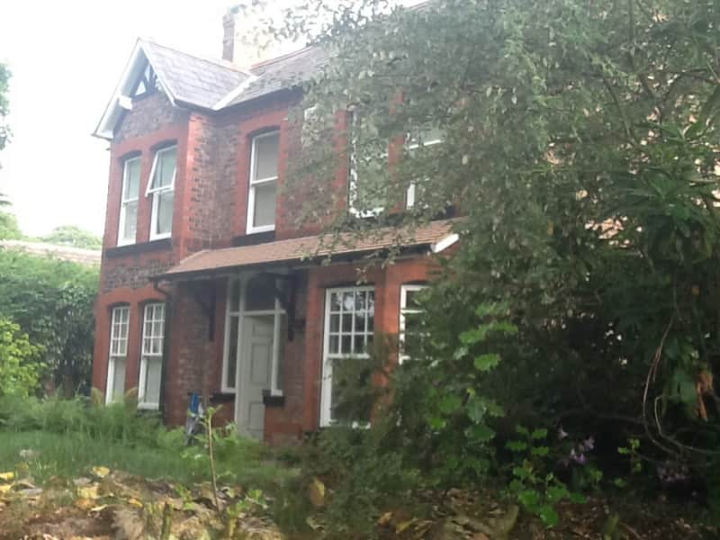 Housesitting assignment in Lymm, United Kingdom
