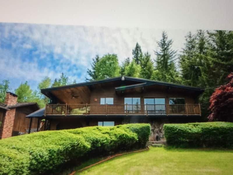 Housesitting assignment in Blind Bay, British Columbia, Canada