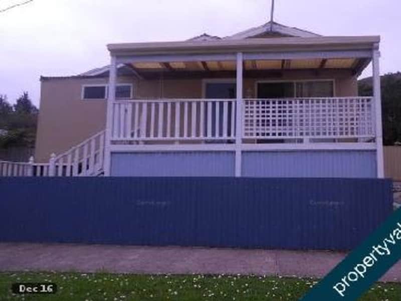 Housesitting assignment in Queenstown, Tasmania, Australia