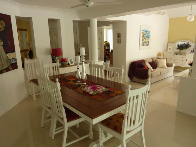 Housesitting assignment in Chapel Hill, Queensland, Australia