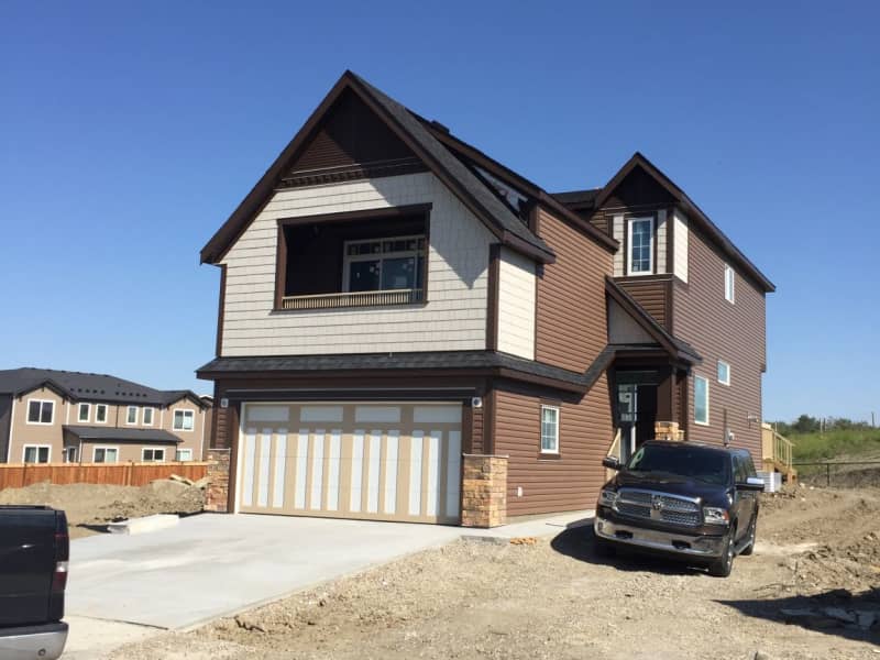 Housesitting assignment in Cochrane, Alberta, Canada
