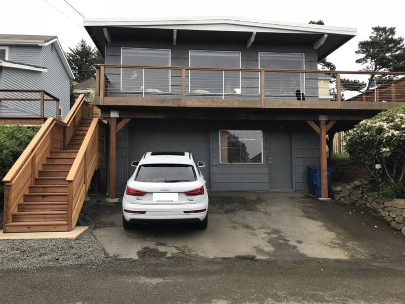 Housesitting assignment in Lincoln City, Oregon, United States