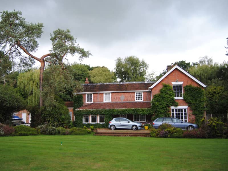 Housesitting assignment in Romsey, United Kingdom