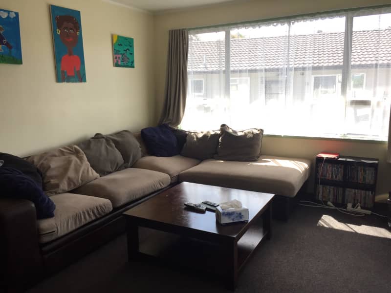 Housesitting assignment in Massey East, New Zealand