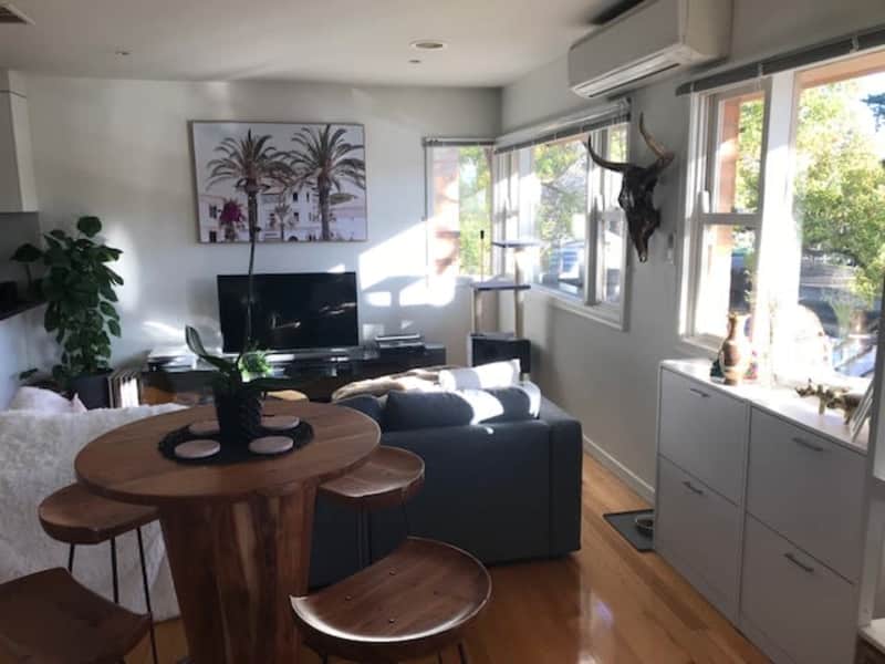 Housesitting assignment in Elwood, Victoria, Australia