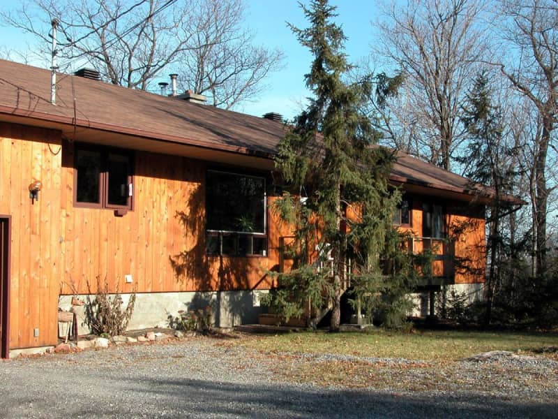 Housesitting assignment in Larrimac, Quebec, Canada