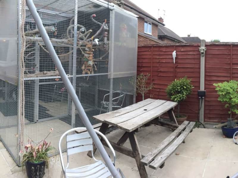 Housesitting assignment in Woking, United Kingdom