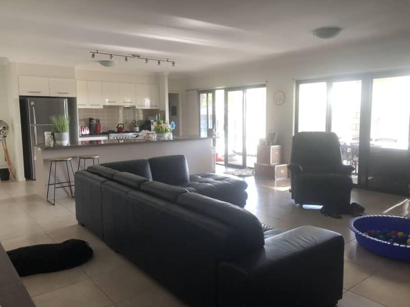 Housesitting assignment in Kensington Grove, Queensland, Australia